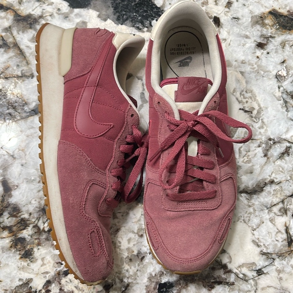 Nike Air Germany Edition Sneakers